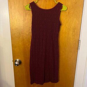 Red sleeveless lacy dress (size S, lightly used)
